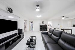 Blk 126 Simei Street 1 (Tampines), HDB 5 Rooms #381268941